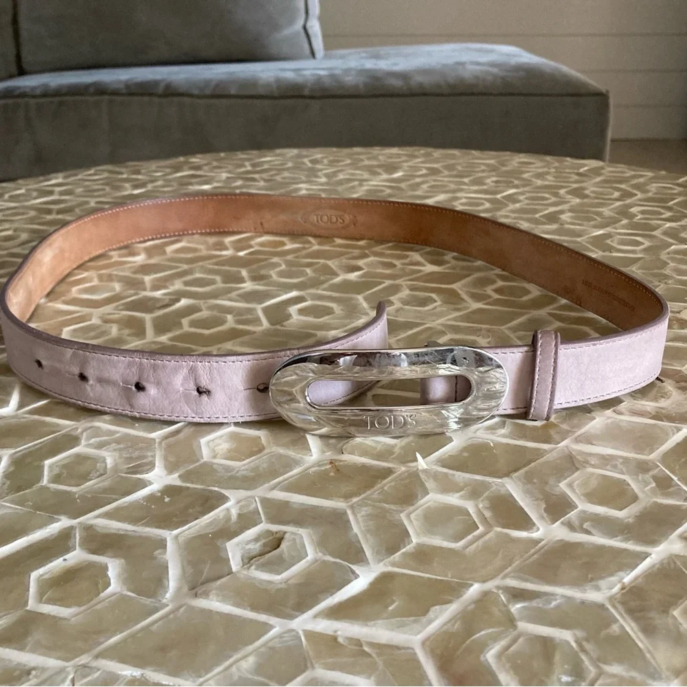 TOD'S Women’s Calfskin Leather Belt in lightest pink